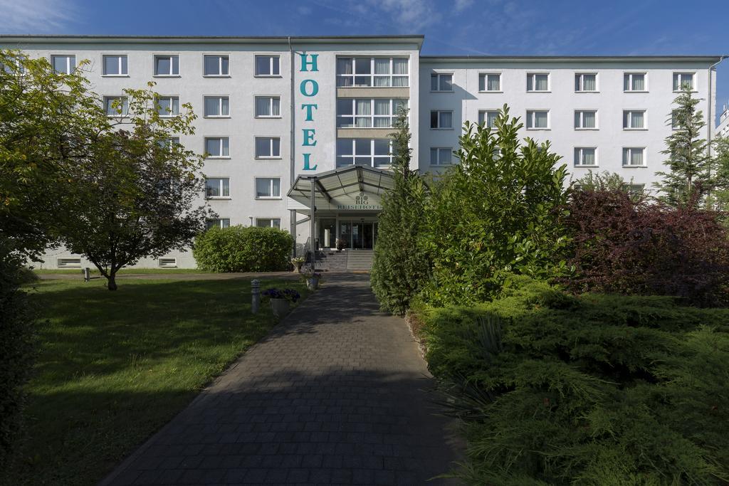 Big Reisehotel Wolfen Buitenkant foto